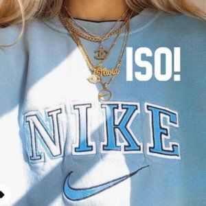 ISO! Spell out Nike vintage Crewneck